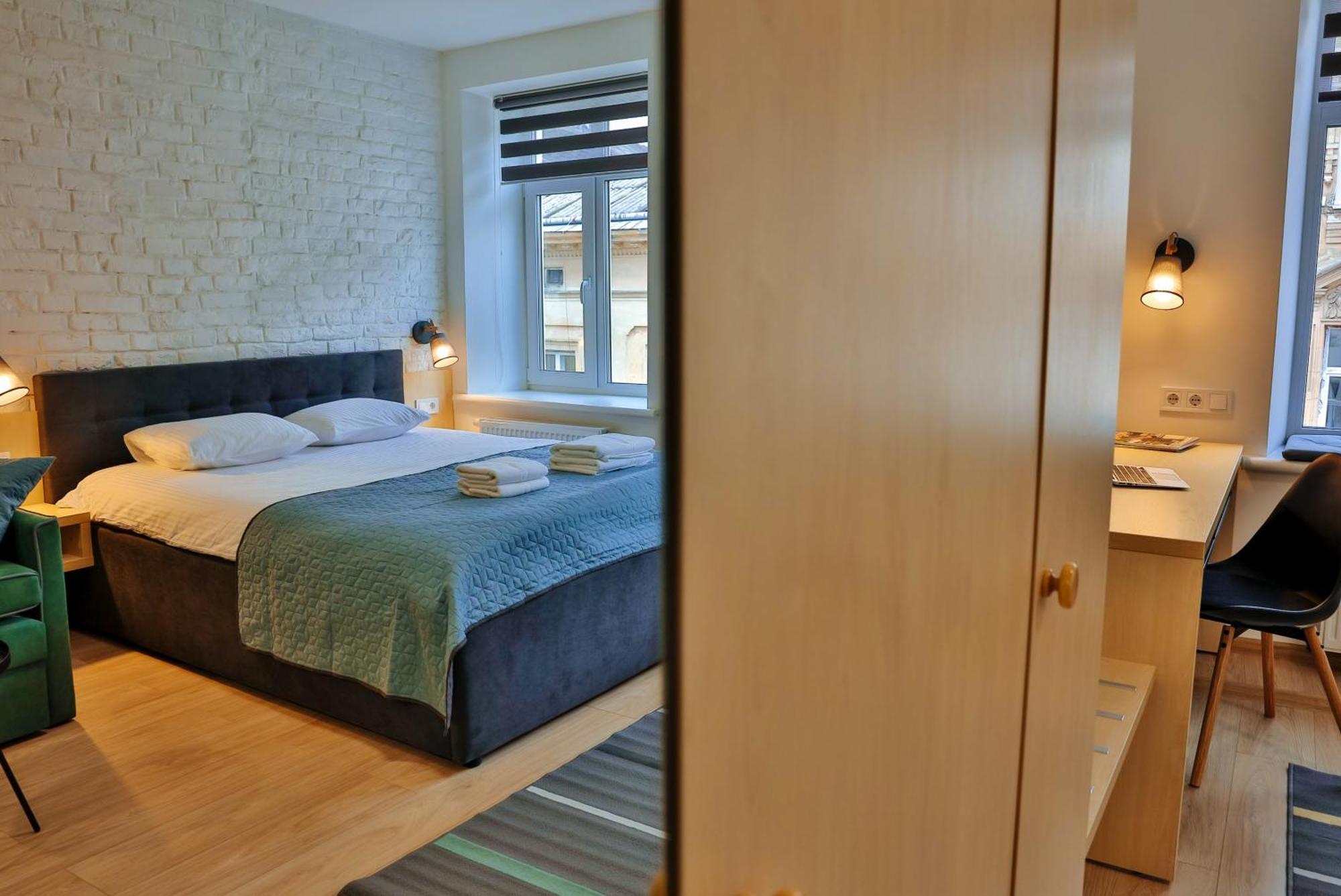 Apart Ivana Fedorovycha 30, Street Lviv Ngoại thất bức ảnh