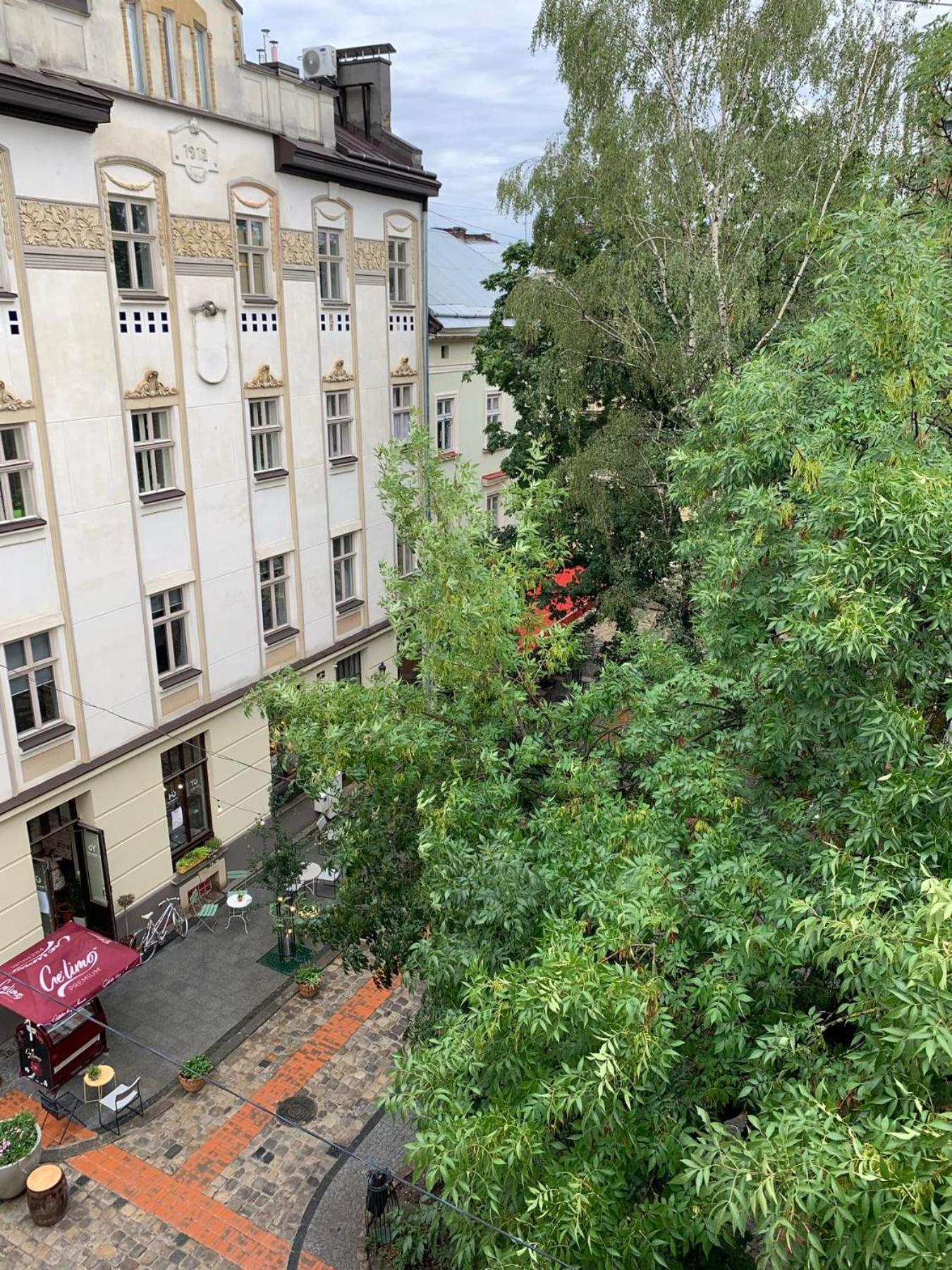Apart Ivana Fedorovycha 30, Street Lviv Ngoại thất bức ảnh
